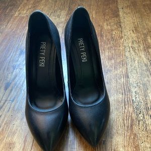 Women 4 inch high heel